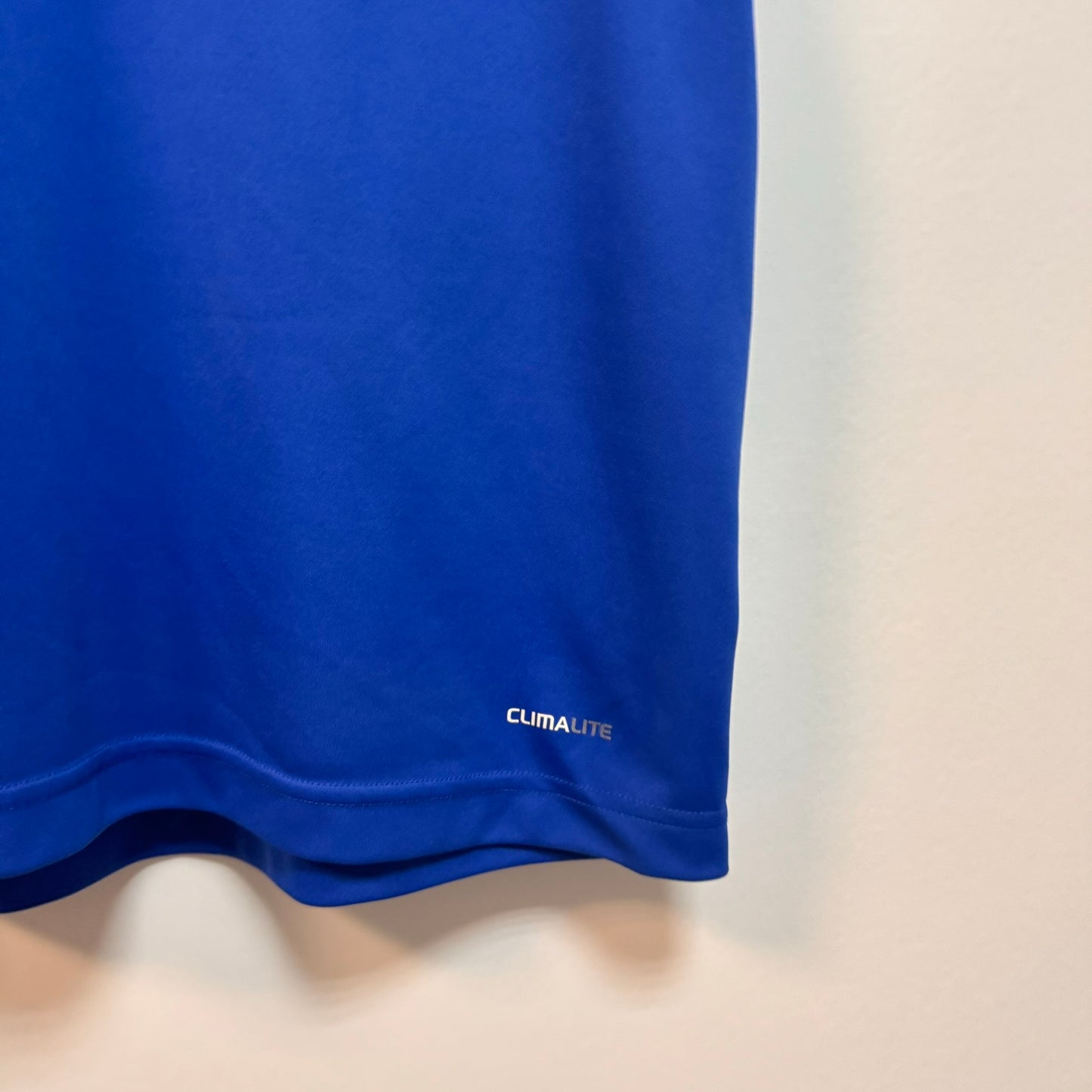 T-Shirt Adidas M
