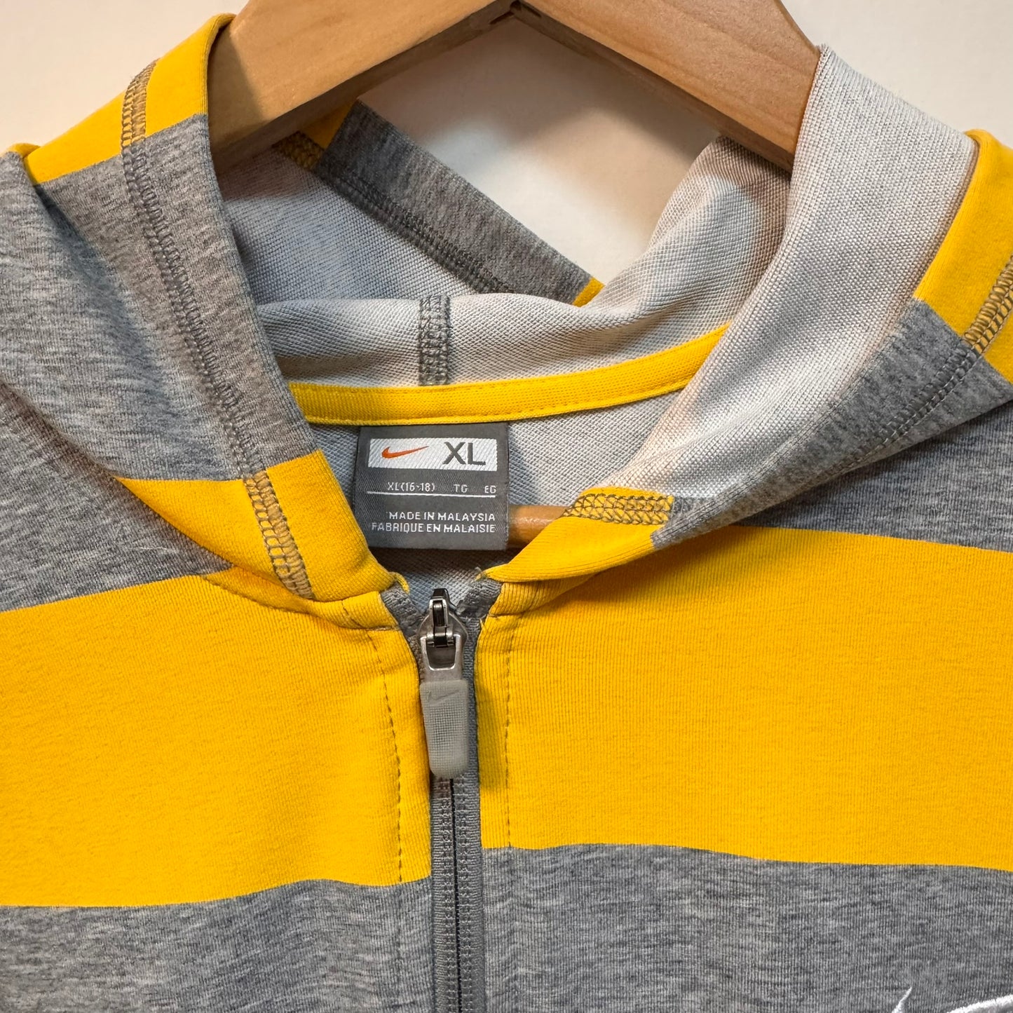 Camisola amarela Nike XL