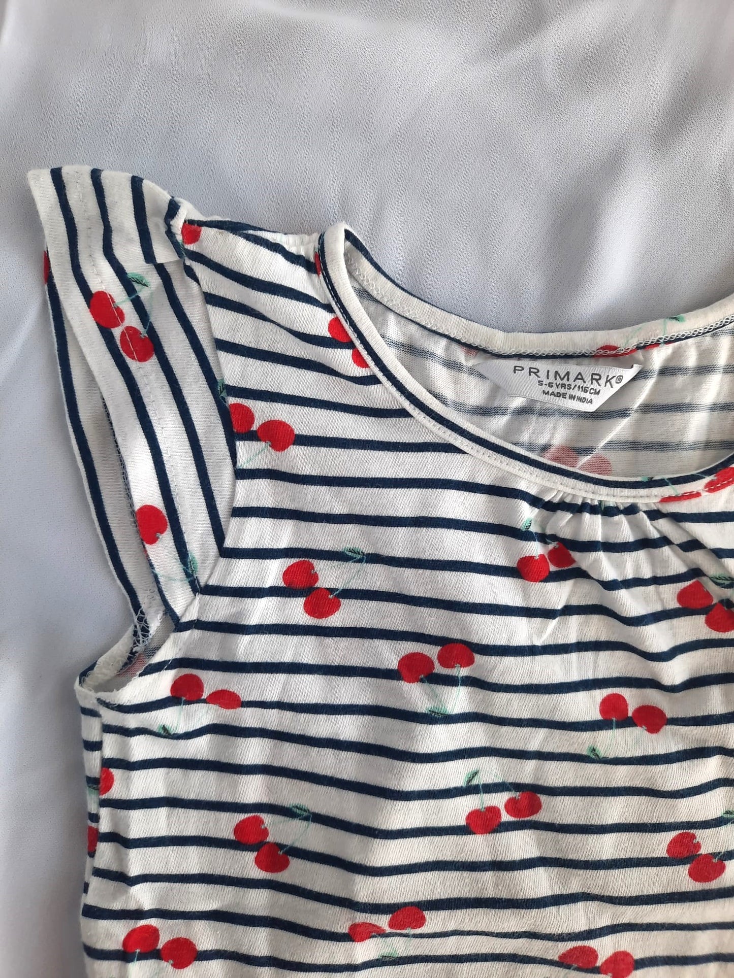 T-Shirt Primark 5/6 anos