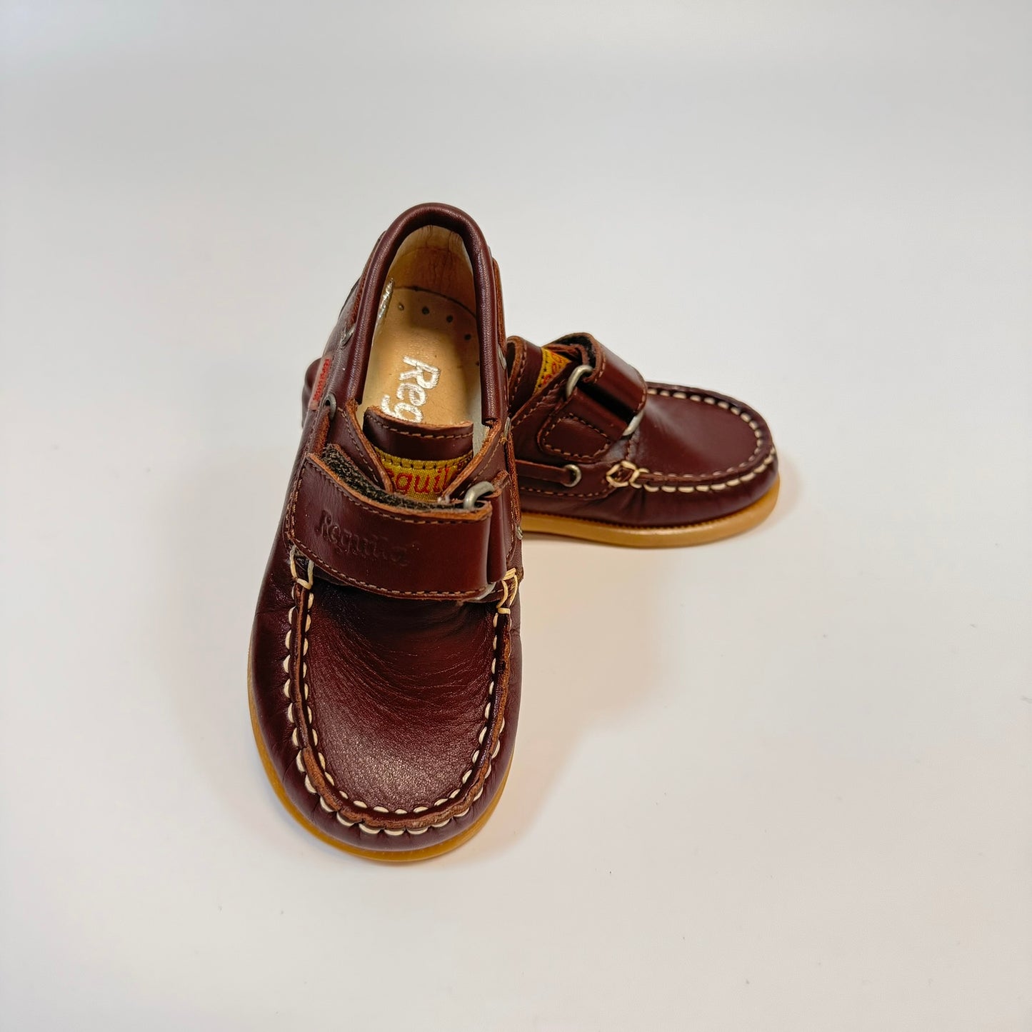Sapatos Reguila 21