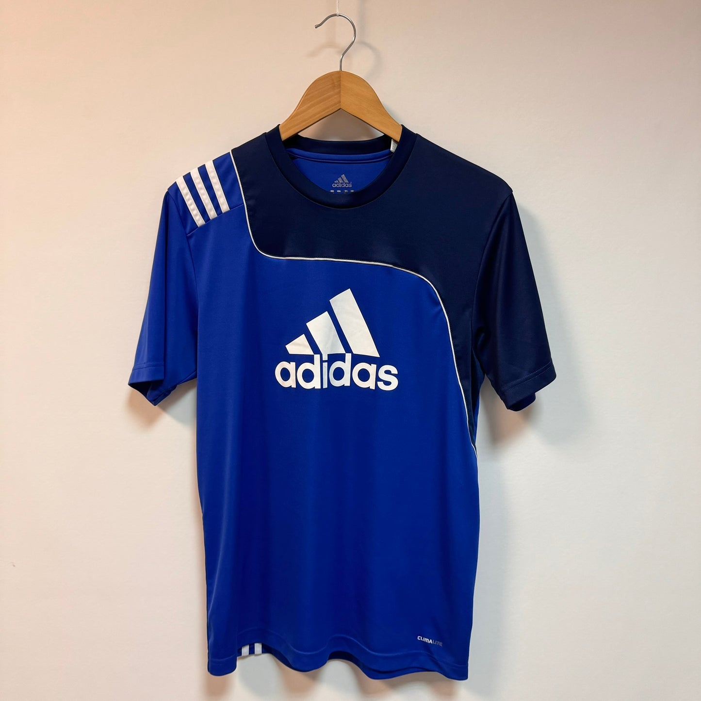 T-Shirt Adidas M