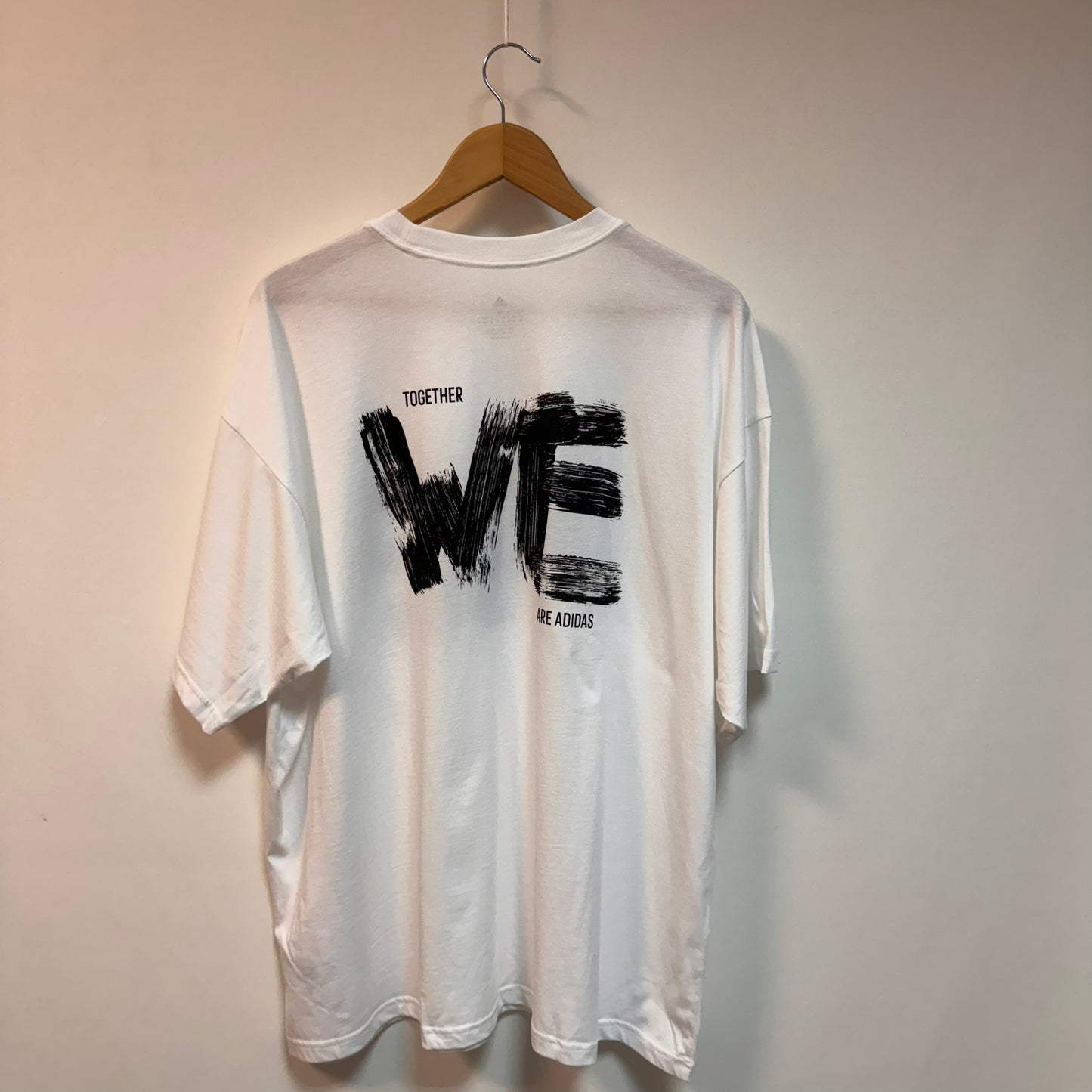 T-Shirt Adidas XL